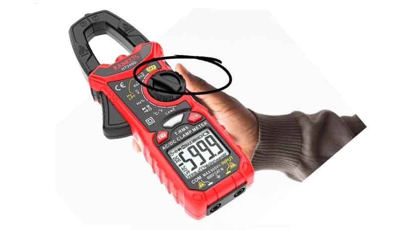 using a clamp meter